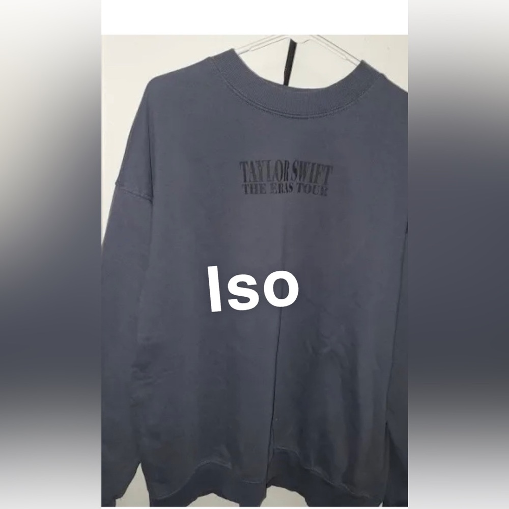 ISO Taylor swift navy blue crewneck!